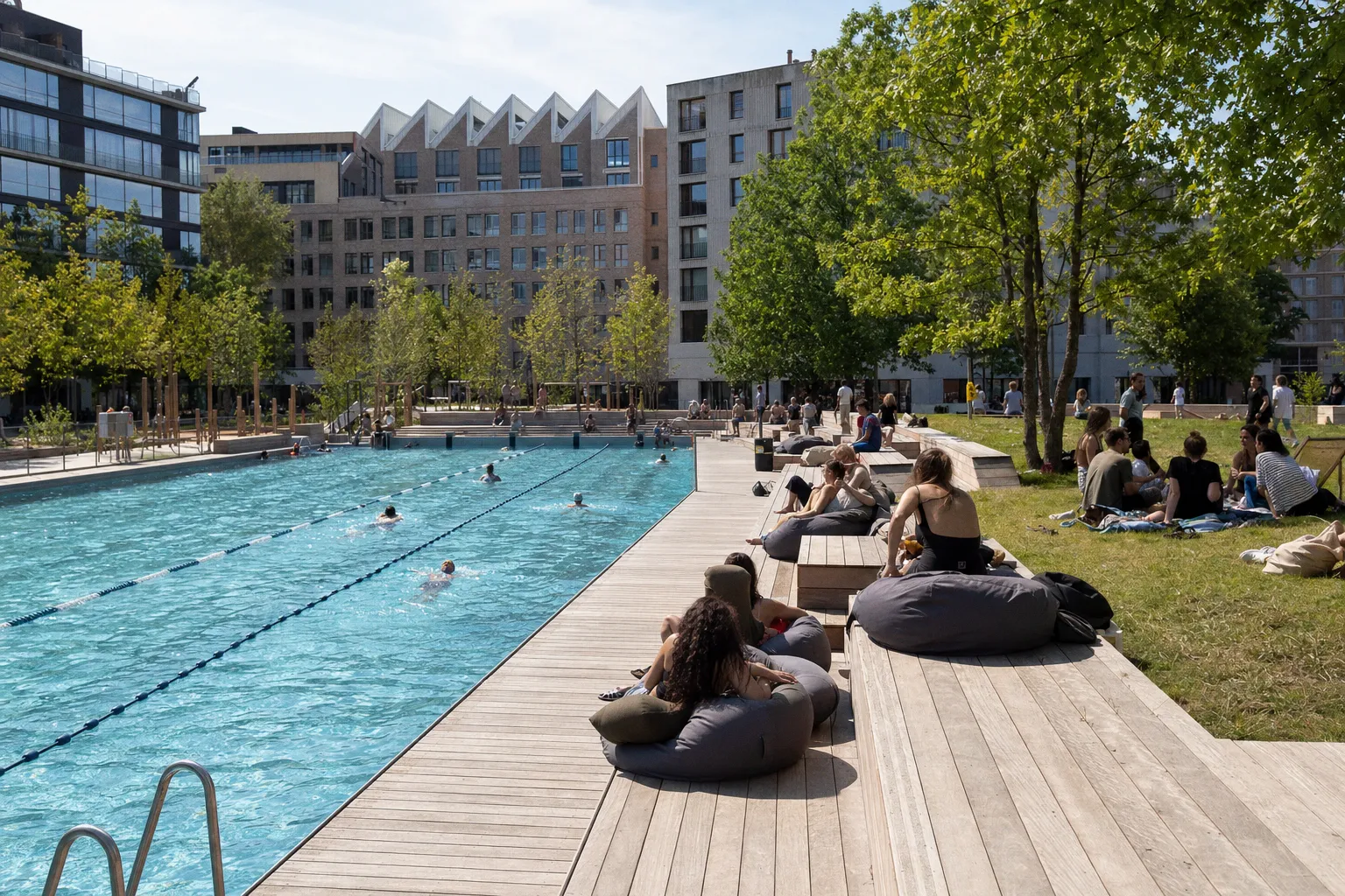 Le projet de piscine urbaine de Kinzo au Tilla-Durieux-Park : une leçon d'aménagement