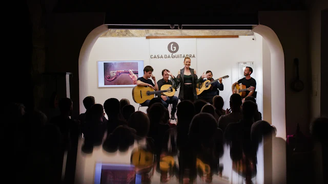 Fado à la Casa da Guitarra